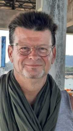 Portrait de Christophe, fondateur de la Parenthèse au vert